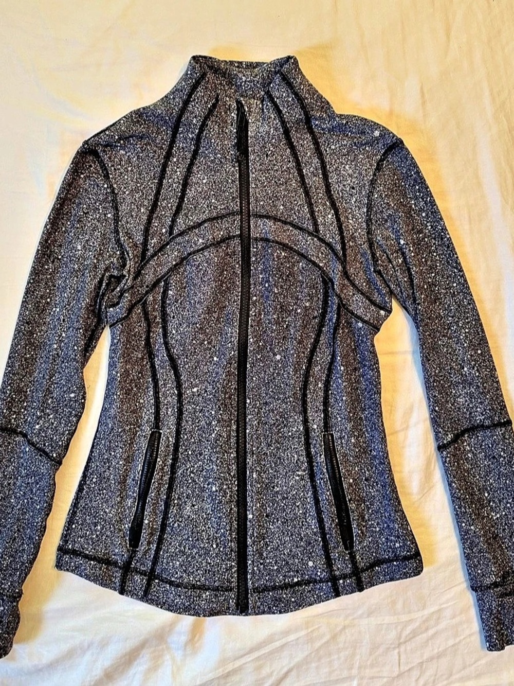 lululemon Define Jacket *Rulu Women's Black Athletic Jacket Size 6 Like New